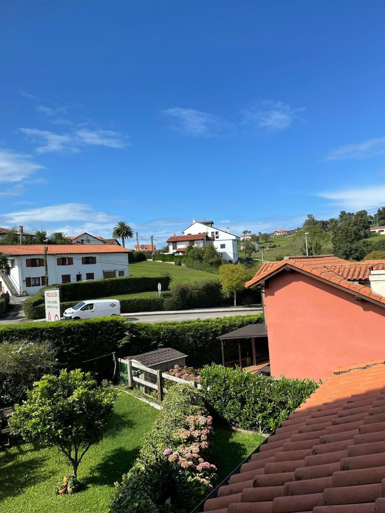 Las Martas IV Comillas Luaran gambar